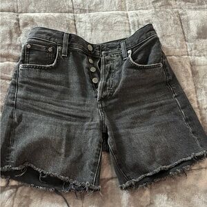 Aritzia Denim Forum Denim Shorts. Size 23 (does fit a size large so fit for a 24